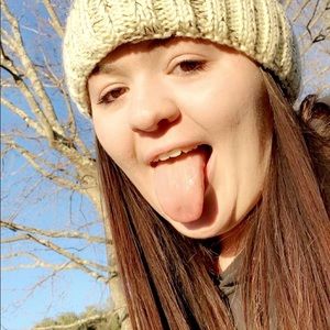 Meet your Posher, Sophi